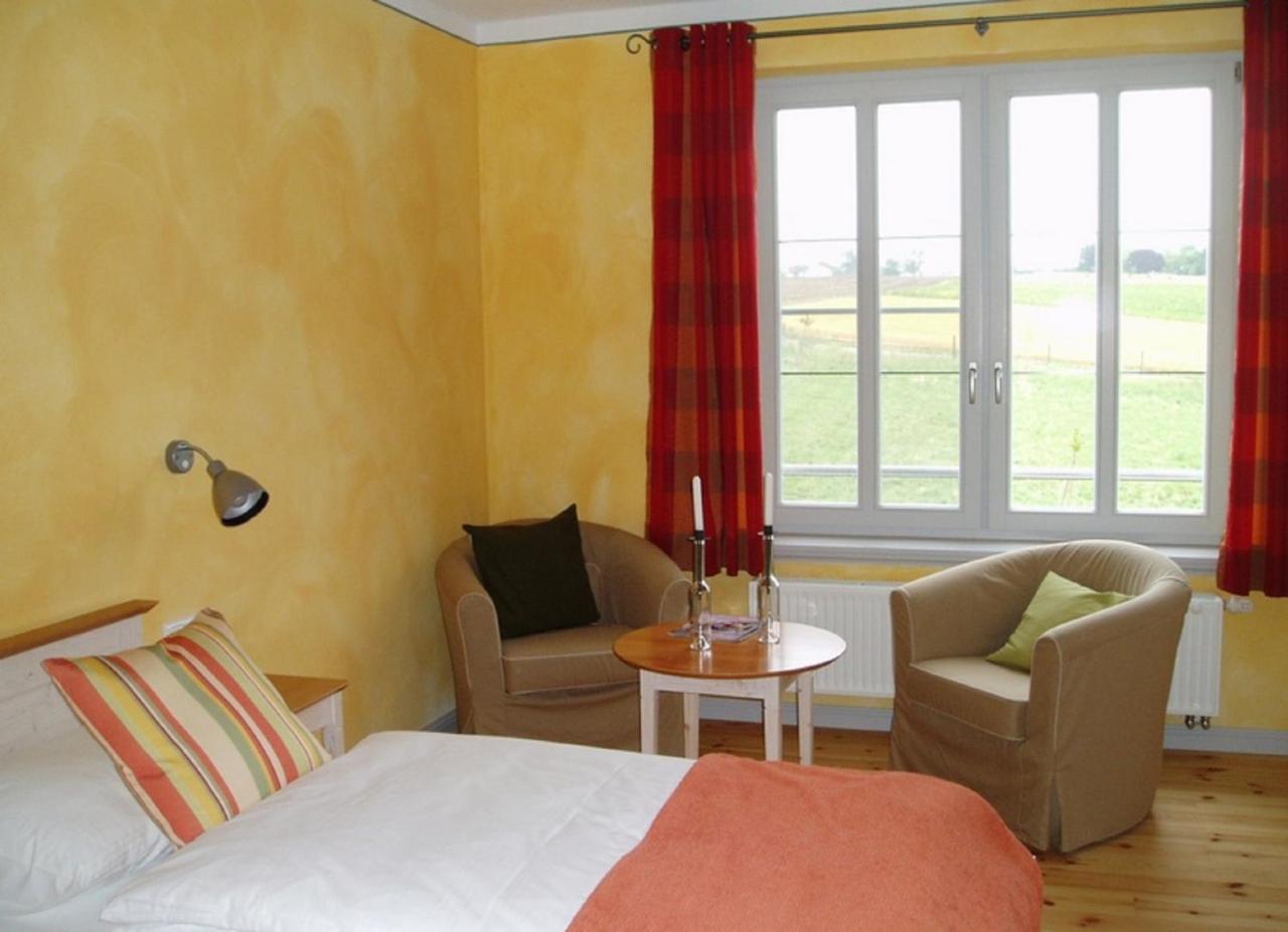Hotel Weinhof Am Nussbaum Willanzheim Esterno foto